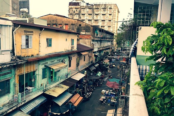 Saigon Vegetarian Tour by Motorbike and Scooter - Stop 3: Ho Thi Ky Flower Market for Color Before More Bites