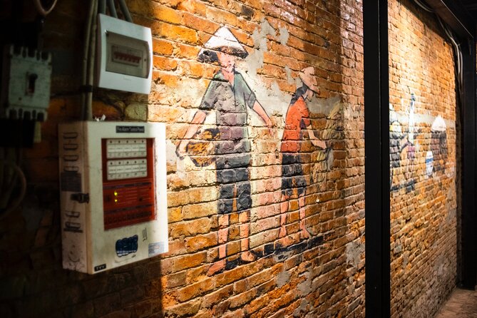 Secret Cocktail Experience in Saigon - Stop 2: Speakeasy-Style Doors and Craft-Spirit Chemistry