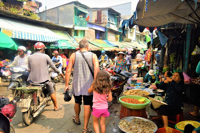 Small-group Cooking Class with Market visiting (4-5 hours) - Who should book this cooking class, and who might pass