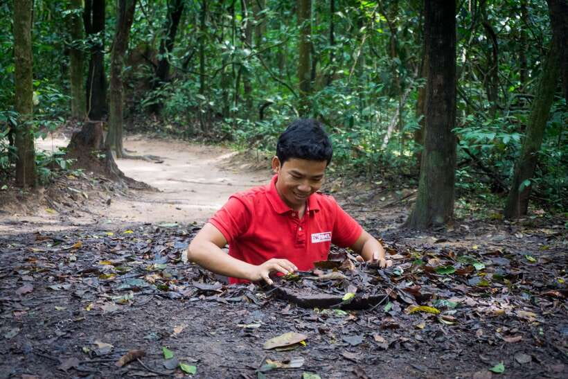 Small Group Full-Day Cu Chi Tunnels and Mekong Trip - Guides: The Difference Between Information and a Real Experience