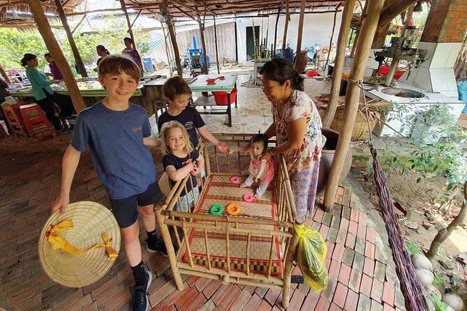 SMALL GROUP - Mekong Delta 1 Day Tour with Lunch - Getting to the Delta From Ho Chi Minh City (Without Stress)