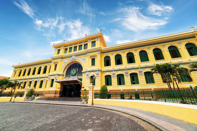 Small-group Saigon City & Cu Chi Tunnels Day Trip - Emperor Jade Pagoda: A Quiet Contrast With Intricate Details