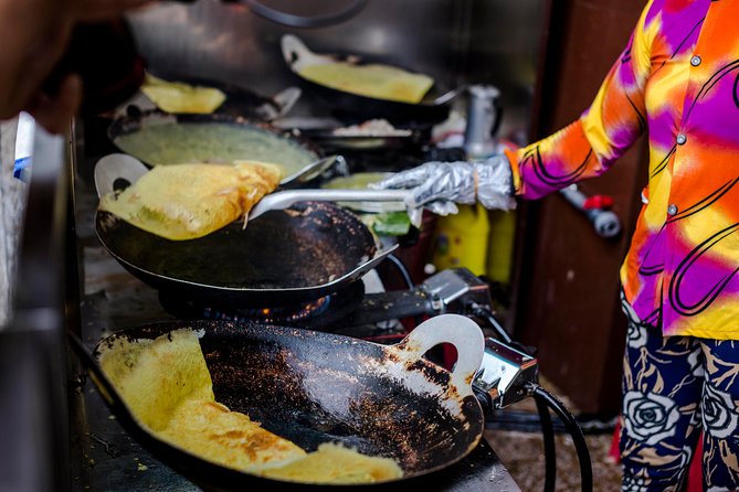 Small-group Street Food Lover by Motorbike (04 hours) - Pickup and the “Be Ready Early” Timing Across Districts
