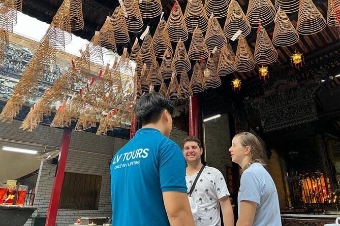 Spring Private Saigon Tour: Highlights & Hidden Gems, and More! - The Street Food Focus: From Comfort Bites to Vegan Wins