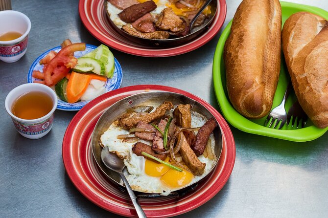 Super Niche Walking Street Food Tour in Ho Chi Minh City - The tastings: what 10 dishes plus beer really means for your stomach