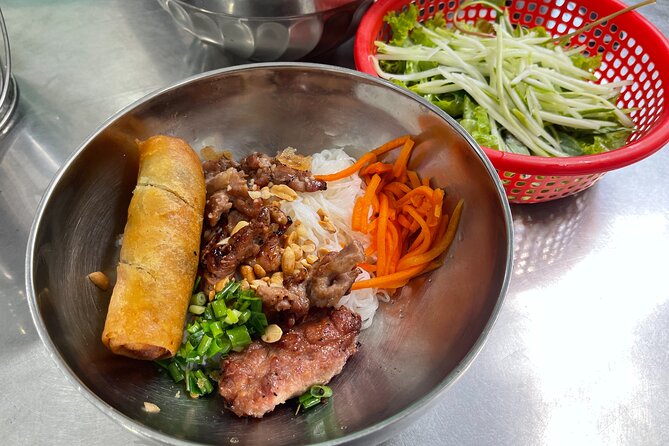 The 10 Tastings of Ho Chi Minh City With Saigon Vibes - Meeting point and how the pickup usually feels