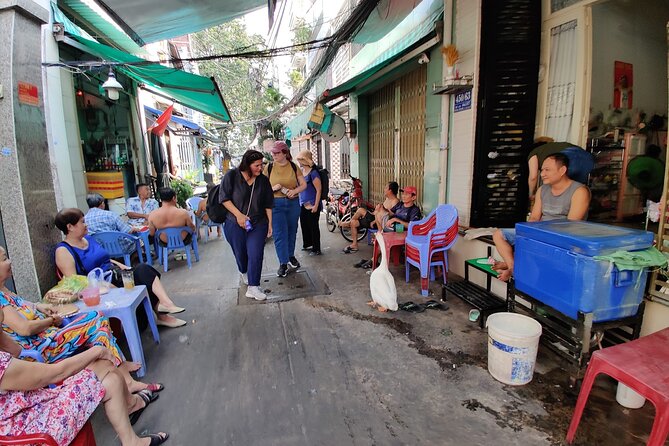 Three Coolest Neighborhoods in Saigon - Stop 2: Chợ Lớn (District 5) from Phố Tàu Sai Gon to Aquarium and Herbal Medicine Streets