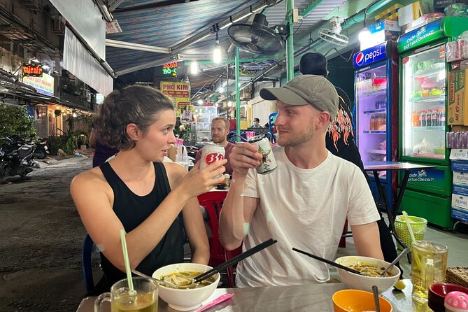 Traditional cuisines through the top local restaurants in Saigon - Stop 2: Bánh xèo at Ngọc Sơn—one pancake stop, plenty of payoff