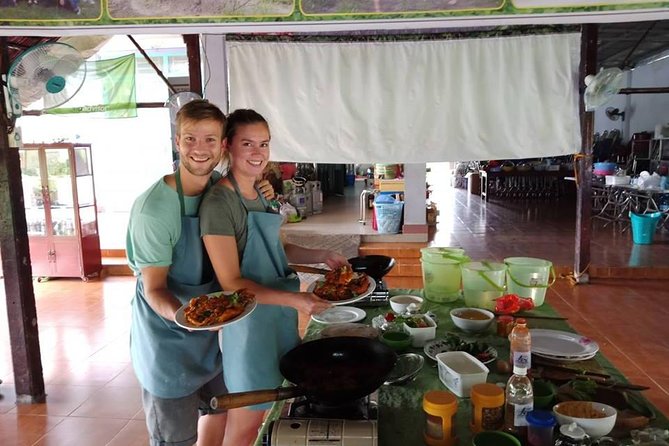 Vietnamese Cooking Class and Cu Chi Tunnels Tour from Ho Chi Minh City - The Cooking Class at HCM: Four Dishes, One Station, Lots of Feedback