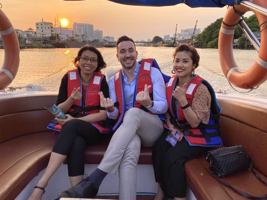 VIP Tour Enjoy Romantic Sunset by Speed Boat Free Cocktail - VIP timing and logistics: meeting point, duration, and what the ride feels like