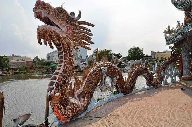 VIP Tour in Dragon Floating Temple sightseeing by SpeedBoat - Floating Temples on the River: Dragon Floating Temple (Snake Island) and Phu Chau