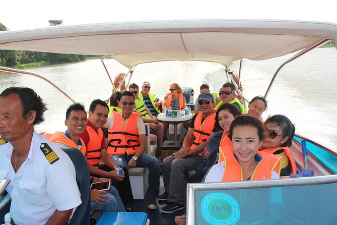 VIP Tour in Saigon: New Year’s Eve Fireworks 2027 by SpeedBoat - What you eat and drink: snacks, beer, and the midnight champagne moment