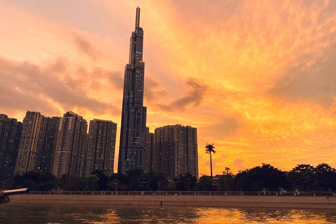 VIP Tour in Saigon: Romantic Sunset Cocktail by SpeedBoat - Price vs. value: is $230 per person worth it?
