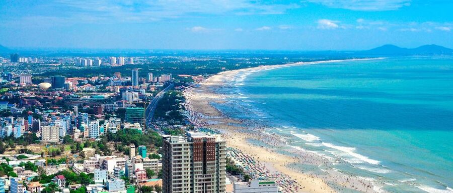 Vung Tau Beach Private Day-Tour - The 847 steps to Jesus: the climb part that counts