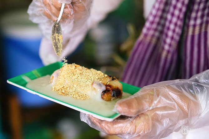 Walking Food Tour in HCM: 10 Must- Try Local Dishes & Hidden Gems - Practical tips so you enjoy every stop
