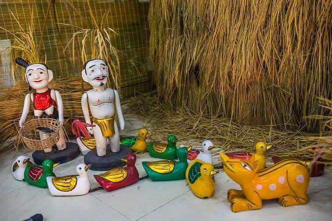 Water Puppet Show At Golden Dragon Theatre - What You’ll See in the Stories (And the Tone)