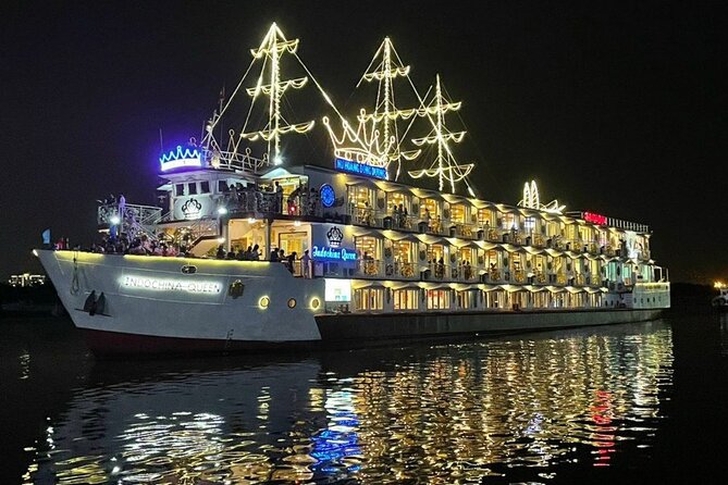 Water Puppet Show/ Foot Massage - Dinner Cruise Saigon Night Private Tour - Bến Bạch Dằng Dinner Cruise: Live Entertainment and a Set Vietnamese Menu